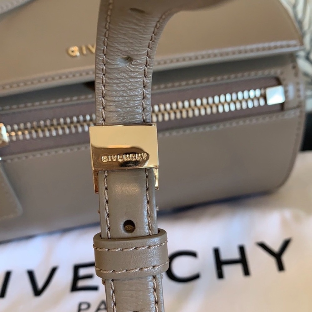 Givenchy Beige Crossbody Bag - Picture 4 of 11